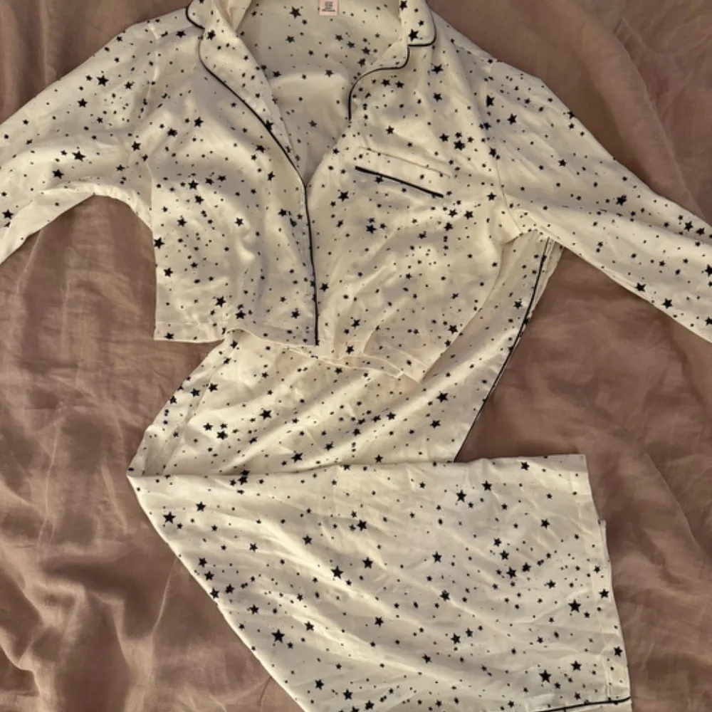 Victorias Secret Starry Satin PJ Set - Picture 3 of 3